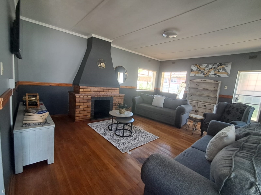 To Let 4 Bedroom Property for Rent in Bedelia Free State